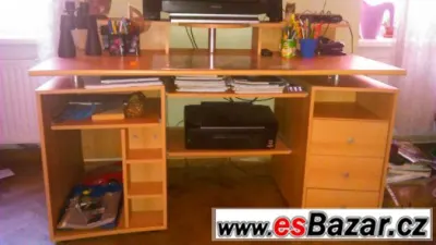 Stůl pc