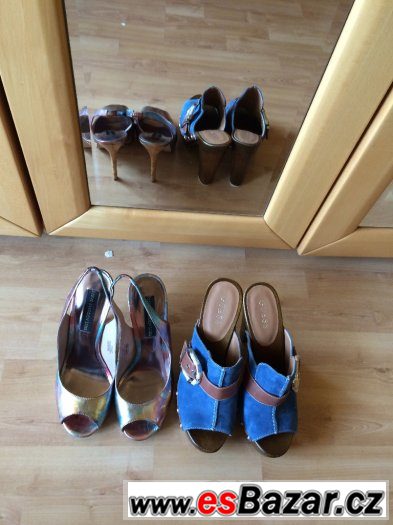 Guess pantofle – fotografie 1