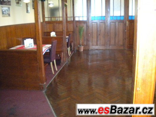 Restaurační interiér – fotografie 2