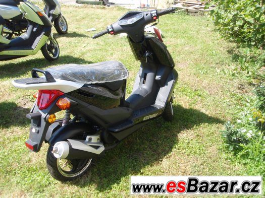 NOVÝ SKÚTR KEEWAY FLASH 50 – fotografie 2
