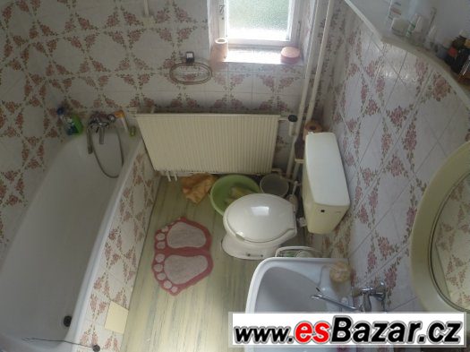 Pronájem, 3+1 ,RD s garáží a zahradou – fotografie 3