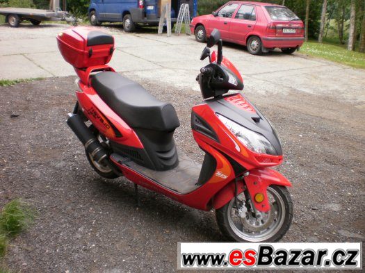 Prodám Maxi skútr Navajo 125 – fotografie 1