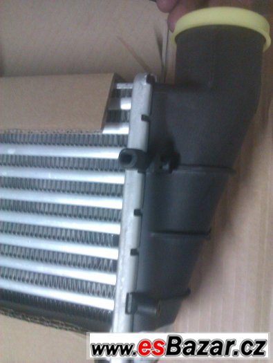 Nový Intercooler Audi a4, A6, Passat tdi i 1,8T nepoužitý – fotografie 2