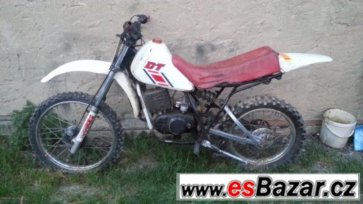Yamaha DT 125, s motorem Mz 150 – fotografie 1