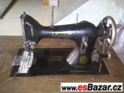 Prodám šicí stroj Lada "77"