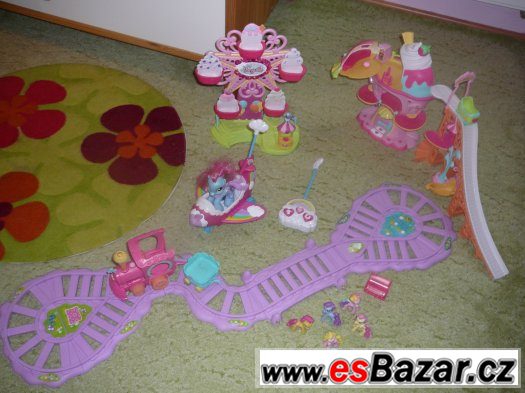 Lunapark Pony+kolotoč Hasbro – fotografie 1