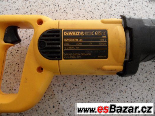 DeWalt mečová pila DW304PK – fotografie 3
