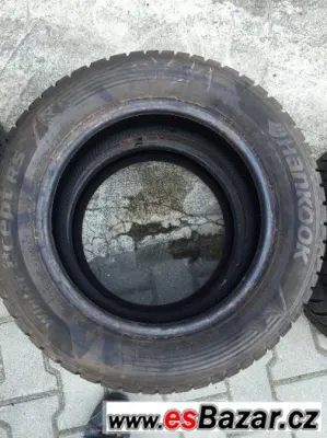 PRODÁM 2 KUSY ZIMNÍ PNEU HANKOOK 195/60/15"