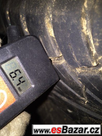 OBUTÁ LETNÍ SADA KOL NA FORD  14" 185/60/14 – fotografie 4
