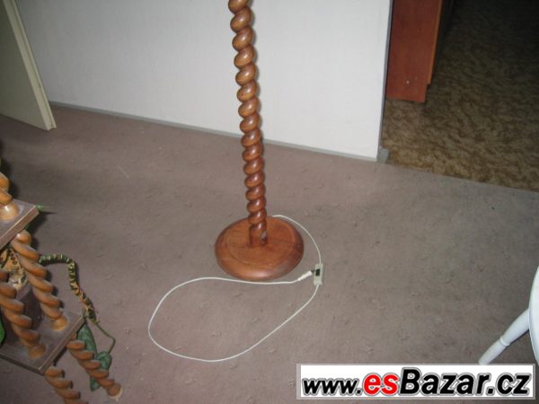 Prodám hnědou stojací lampu – fotografie 2