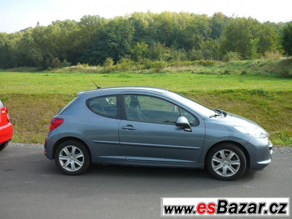 Peugeot 207 r. v. 2006 1,6HDi – fotografie 1