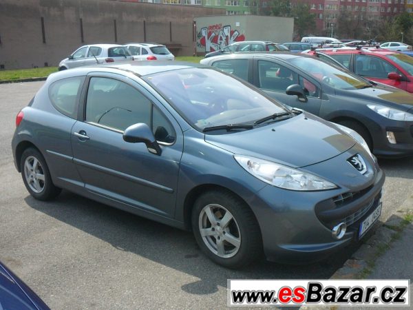 Peugeot 207 r. v. 2006 1,6HDi – fotografie 3