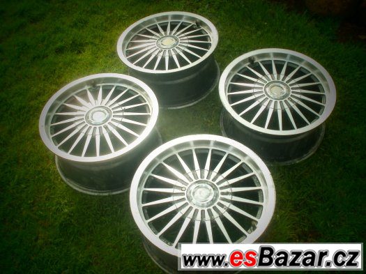 Alu kola OZ 4x100 – fotografie 1