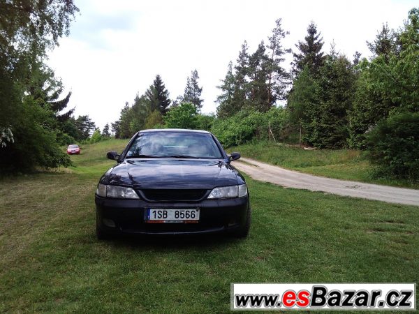 Opel Vectra B 2.0 (1996) pojízdná – fotografie 1
