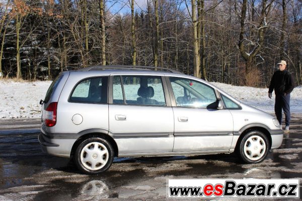 Opel Zafira 2,2DTi 92kW  – fotografie 2