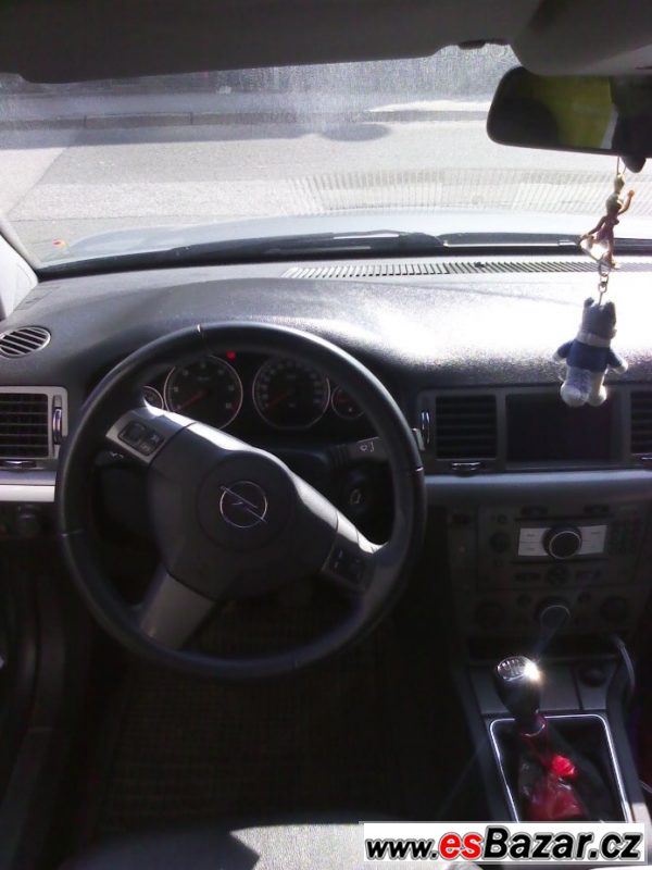 Opel Vectra  facelift 2008 – fotografie 4