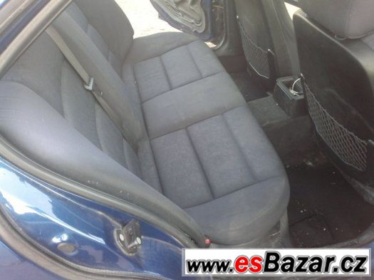 BMW e36 sedan facelift sedadla – fotografie 4