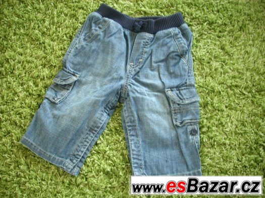 KALHOTY A TEPLÁKY 6-9M – fotografie 4