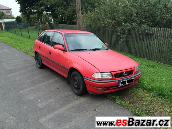 Opel Astra F, 1.6 16V – fotografie 1