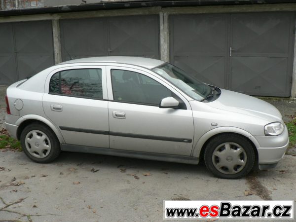  Opel Astra G 2Dti 74kW 2003  – fotografie 2