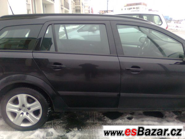 Opel Astra 1.9 diesel 2009 – fotografie 5