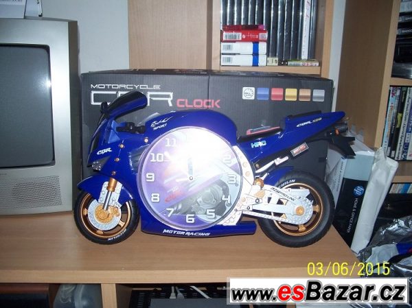 Nástěnné hodiny motorka – fotografie 4