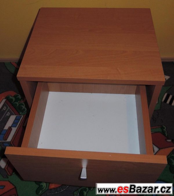 Noční stolky se 2 šuplaty – fotografie 1