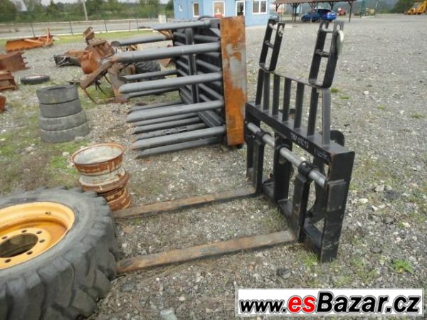 Paletizační vidle na CAT 930   – fotografie 3