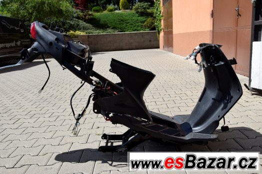 Prodám motocyklové rámy Kentoya a mnoho náhradních dílů – fotografie 5