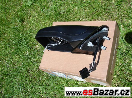 Peugeot 106 levé zrcátko – fotografie 2