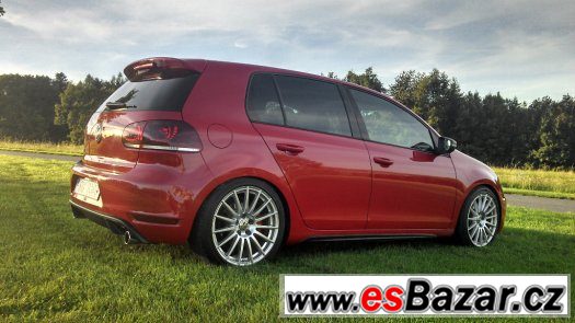Volkswagen Golf VI GTI DSG – fotografie 4