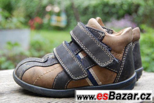 Tenisky Super Fit, vel. 21 + sandálky zdarma – fotografie 1