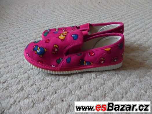 Prodám  dívčí papuče  vel.30- NOVÉ – fotografie 3