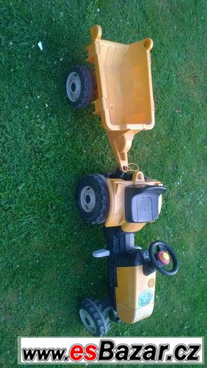 Šlapací traktor + valník – fotografie 3