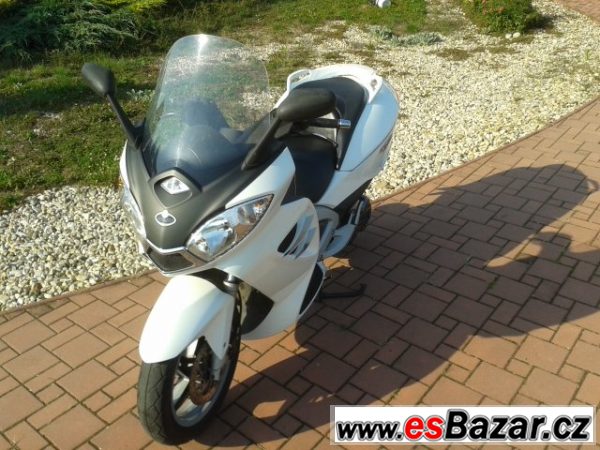 Malaguti Spidermax 500 GT – fotografie 2
