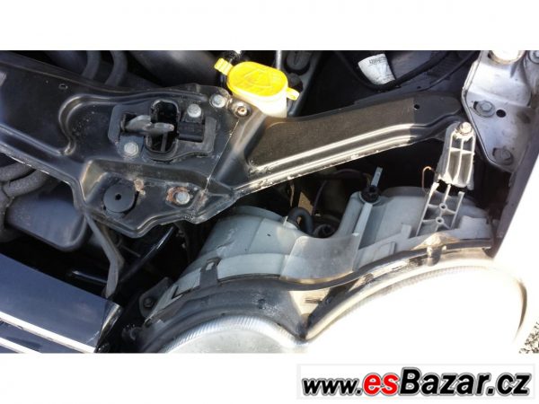 Mercedes-Benz CLK, W 209 - 270CDI -, – fotografie 3