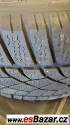 Zimní pneu Dunlop WinterSport 3D 235/45/19 99V