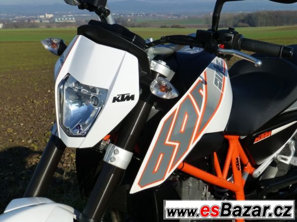 KTM 690 Duke – fotografie 1