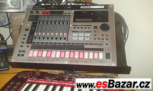 roland MC 808 – fotografie 2