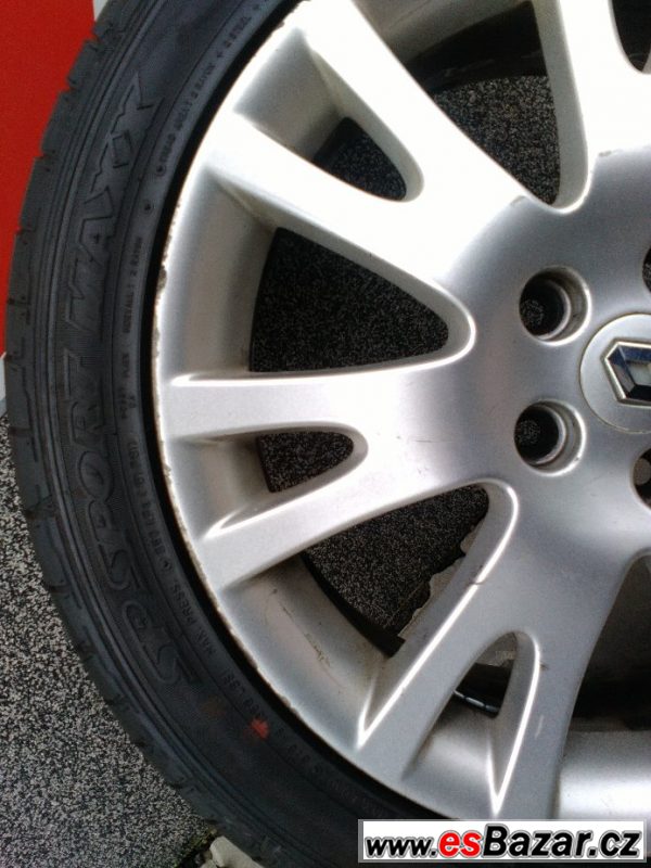  Pneumatiky Dunlop Sport Maxx 225/4 – fotografie 3