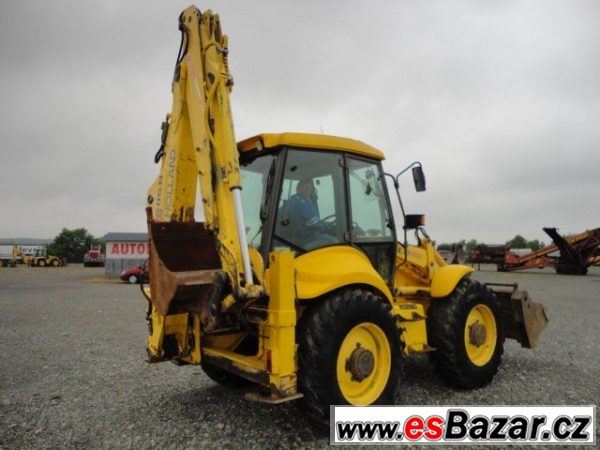 New Holland LB 115 B 4x4x4, r.v. 2004, barva žlutá – fotografie 4
