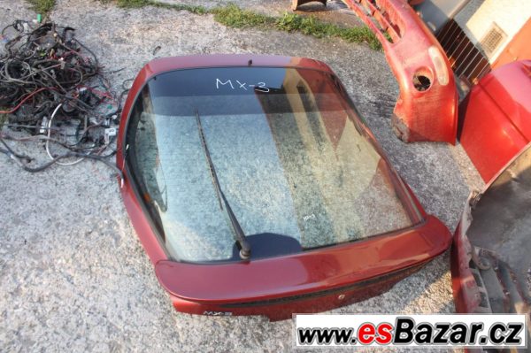 Mazda MX-3 – fotografie 2