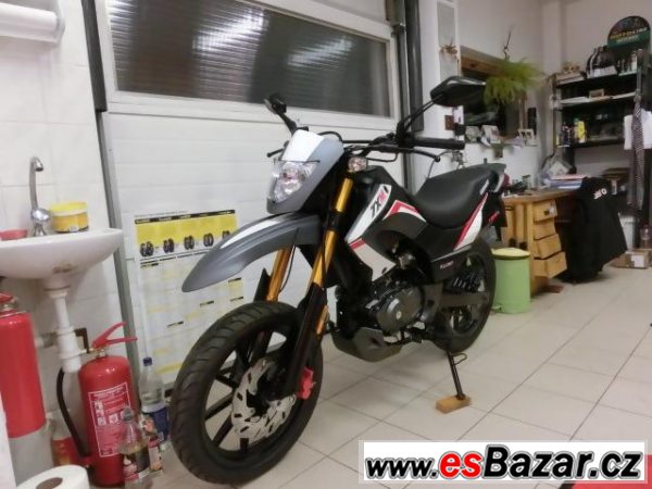 Keeway TX 125 Supermoto, supermoto – fotografie 4