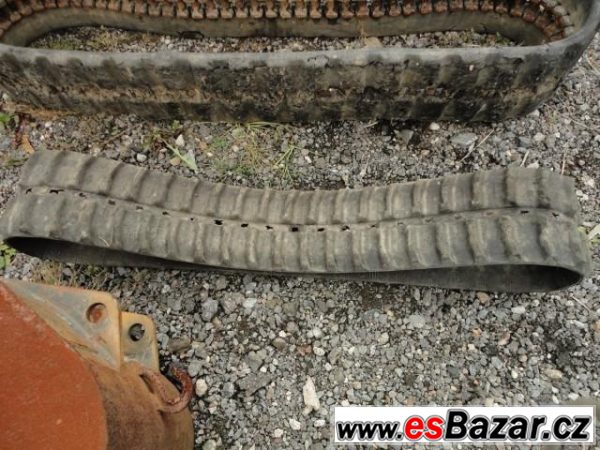 Pás na Bobcat Ostatní 0 kW, barva neuvedeno, 250 x – fotografie 1