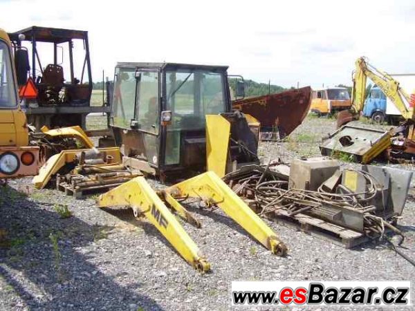 Náhradní díly na MF 965, r.v. 1994, barva – fotografie 4