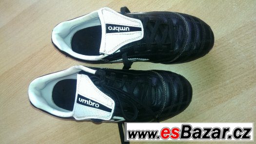 Dětské kopačky UMBRO – fotografie 1