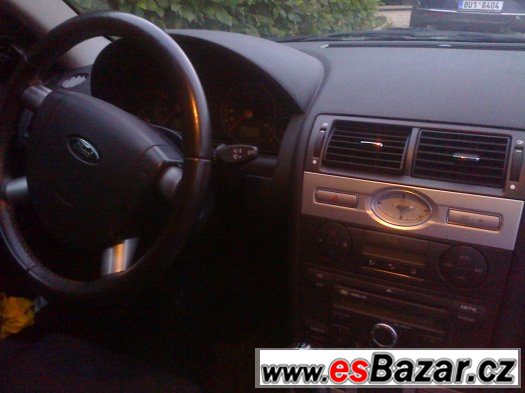 ford mondeo 1.8 2004 combi orig. 135 tis Km – fotografie 5