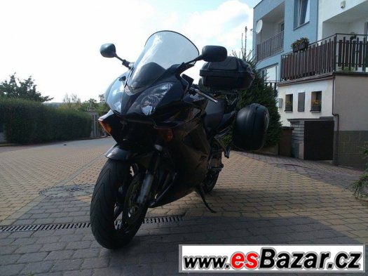 Honda VFR 800 VTEC – fotografie 1