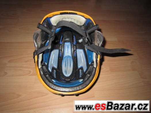 Helma, Přilba Nike Bauer 9500 – fotografie 1