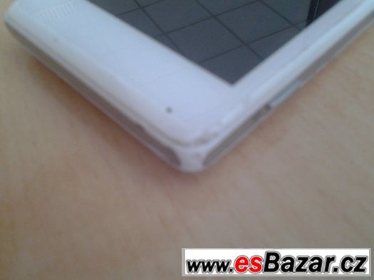 Prodám porouchaný smartphone Sony Xperia M – fotografie 3